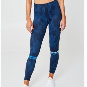 Lily Bod X Soul Cycle Blue Camo Set